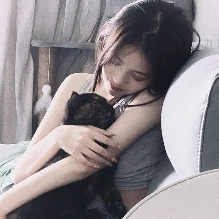 美穗的小酒窝